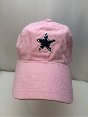 NFL Women’s Pastel Pink Dallas Cowboys Cotton Ball-Cap White and Navy Star Logo